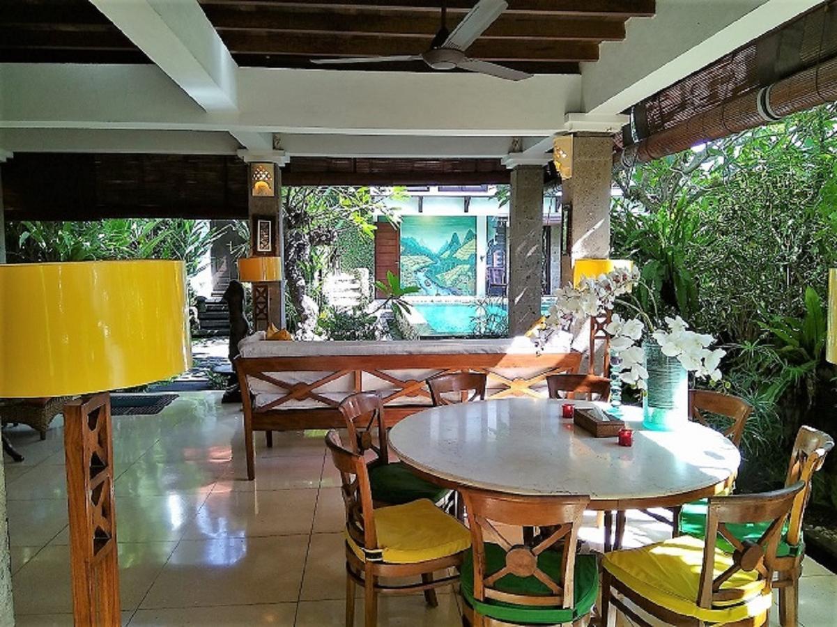 Umah Watu Villas Seminyak Exterior foto